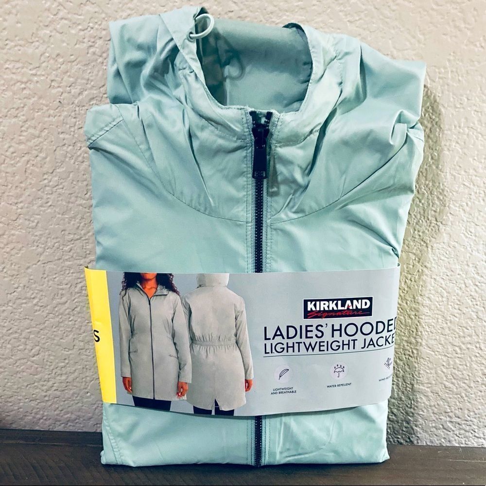 NWT Kirkland Ladies Hooded Lightweight Jacket S